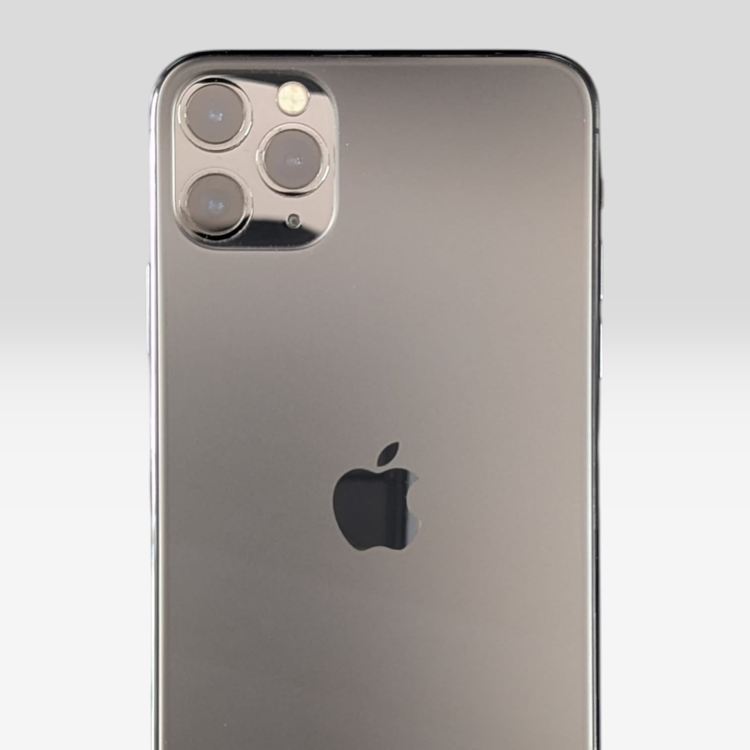 iPhone 11 Pro Max 64GB Gray - BAT 75% - TDIC43 S