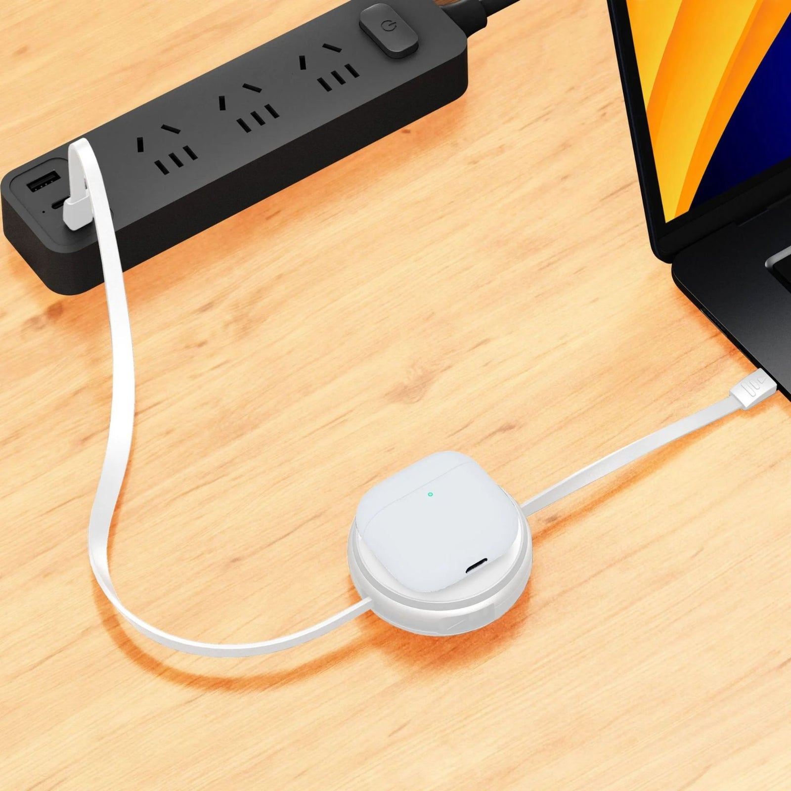 FUNCTION 2 IN 1 RETRACTABLE CABLE USB-C TO USB-C 60W WITH WIRELESS CHARGER WHITE